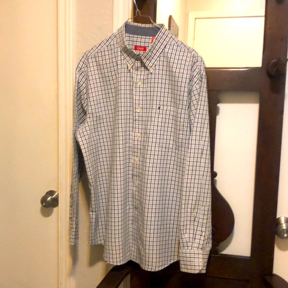ISOD large plaid long sleeve button down shirt